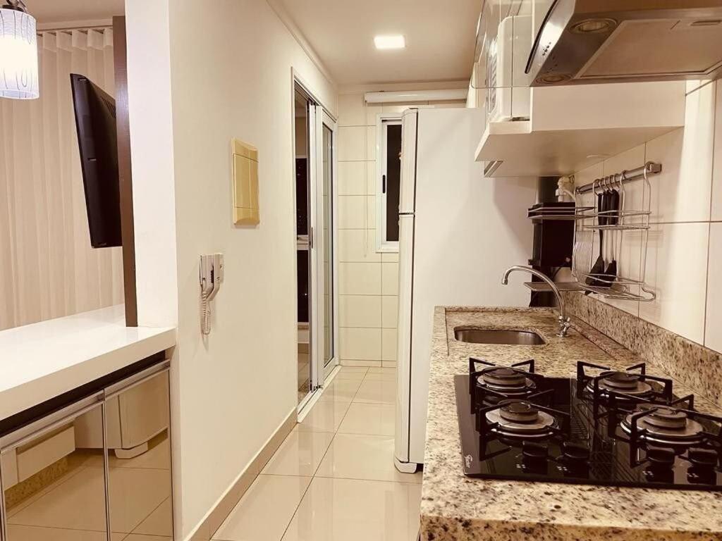 2 Qts.| 4 Hosp. | Ao Lado Do Goiania Shopping Apartment Exterior photo